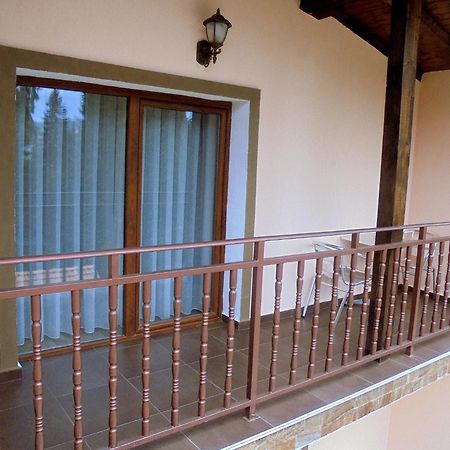 Ивелия Къща За Гости Dospat Habitación foto
